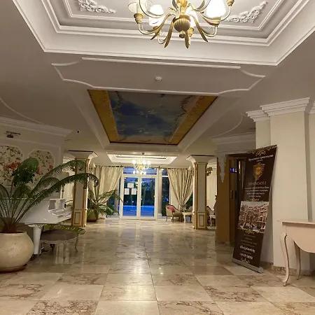公寓 Izida Palace